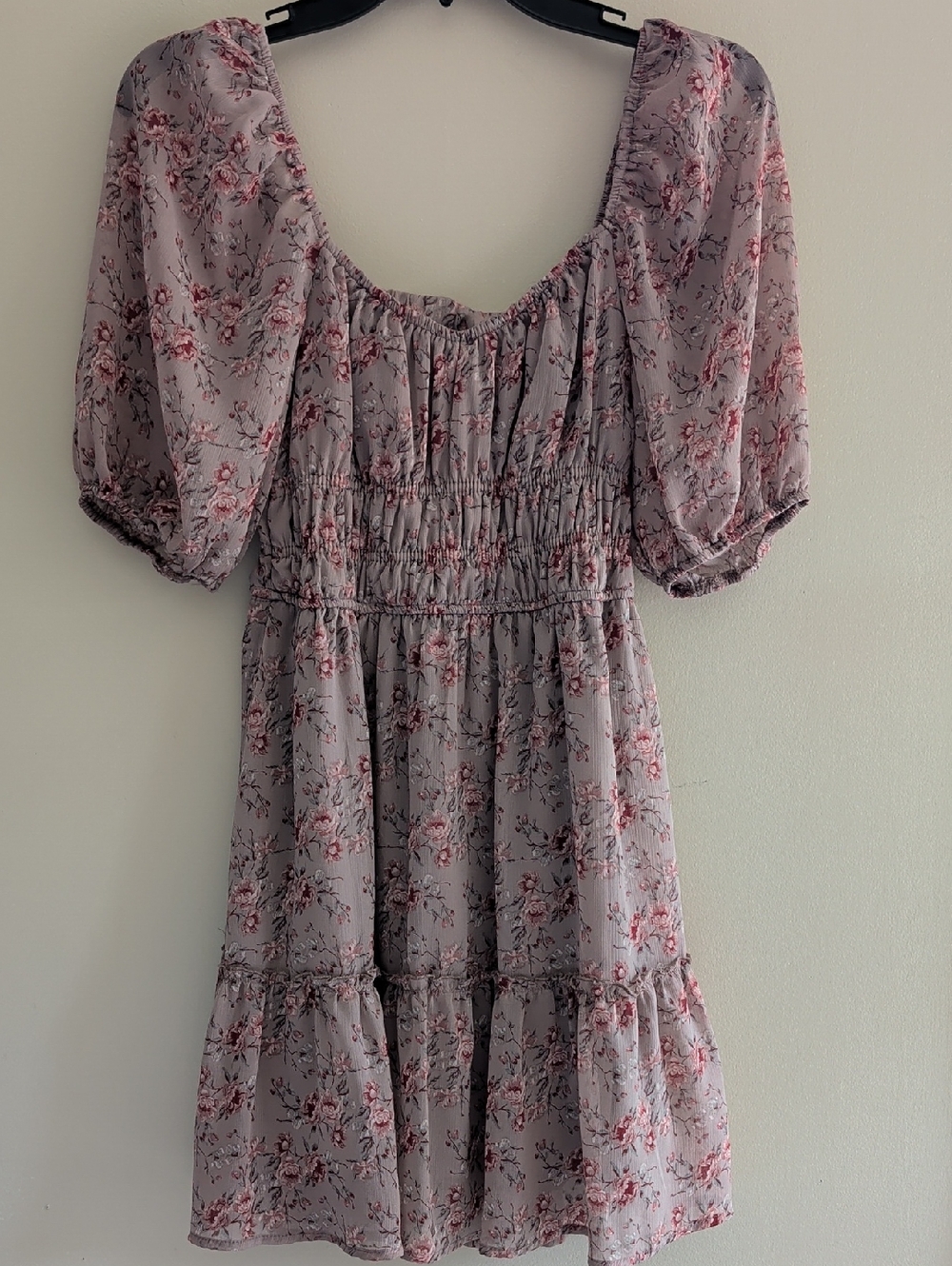 Trixxi Floral Puff Sleeve Tiered Mini Dress - Dusty Mauve with Rose Print - M
